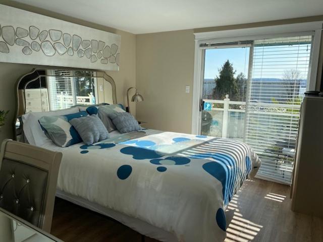 Ocean Breeze Executive Bed And Breakfast North Vancouver Eksteriør billede