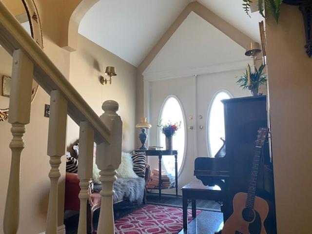Ocean Breeze Executive Bed And Breakfast North Vancouver Eksteriør billede
