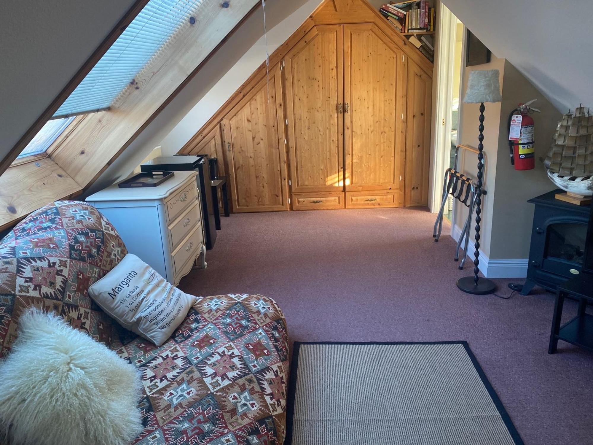 Ocean Breeze Executive Bed And Breakfast North Vancouver Eksteriør billede